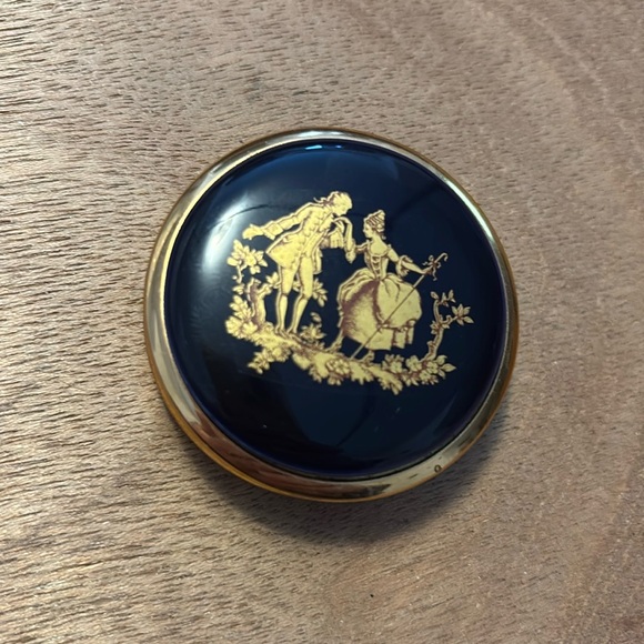 Limoges small makeup compact new never used - Picture 1 of 4